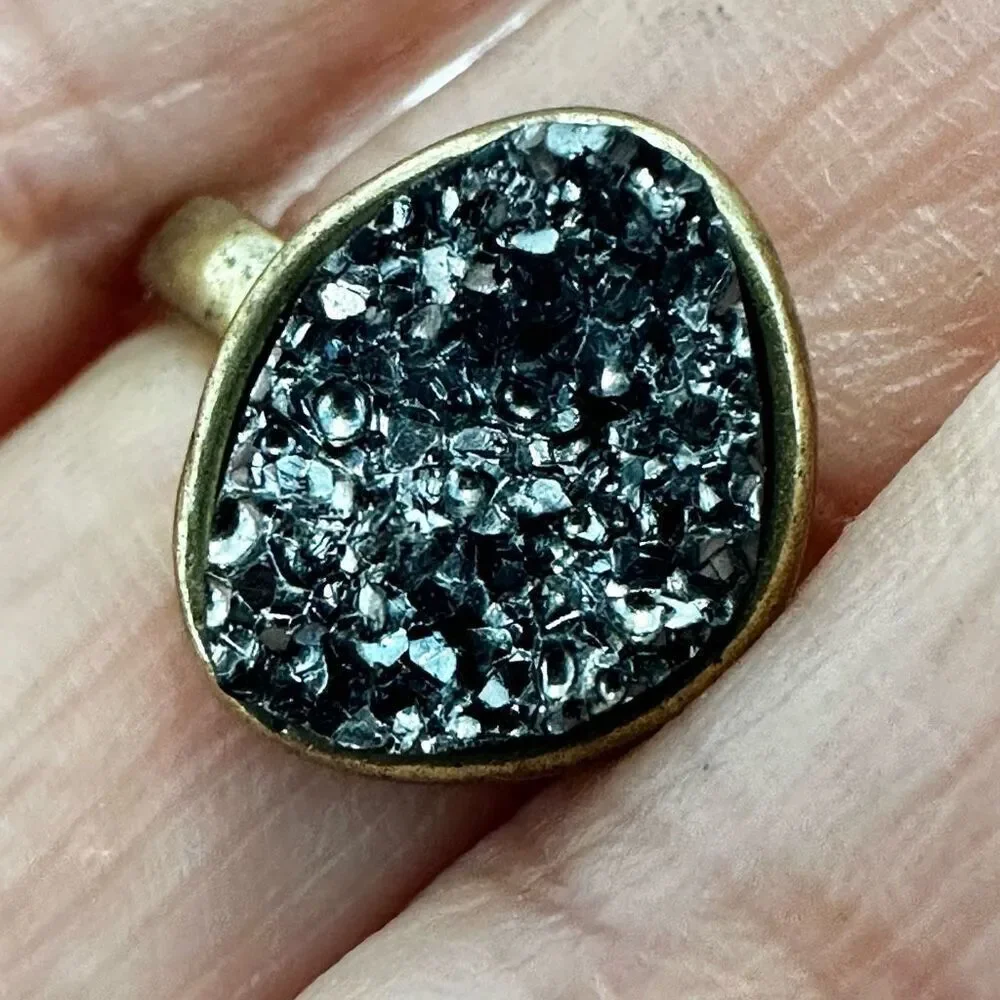 Gold tone druzy ring gold tone